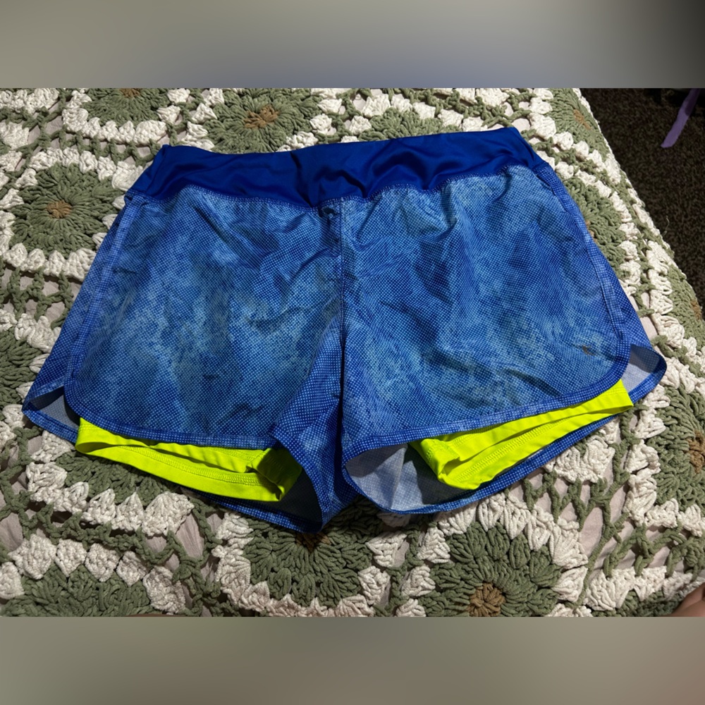 🍂S.96 -Danskin Athletic Shorts
